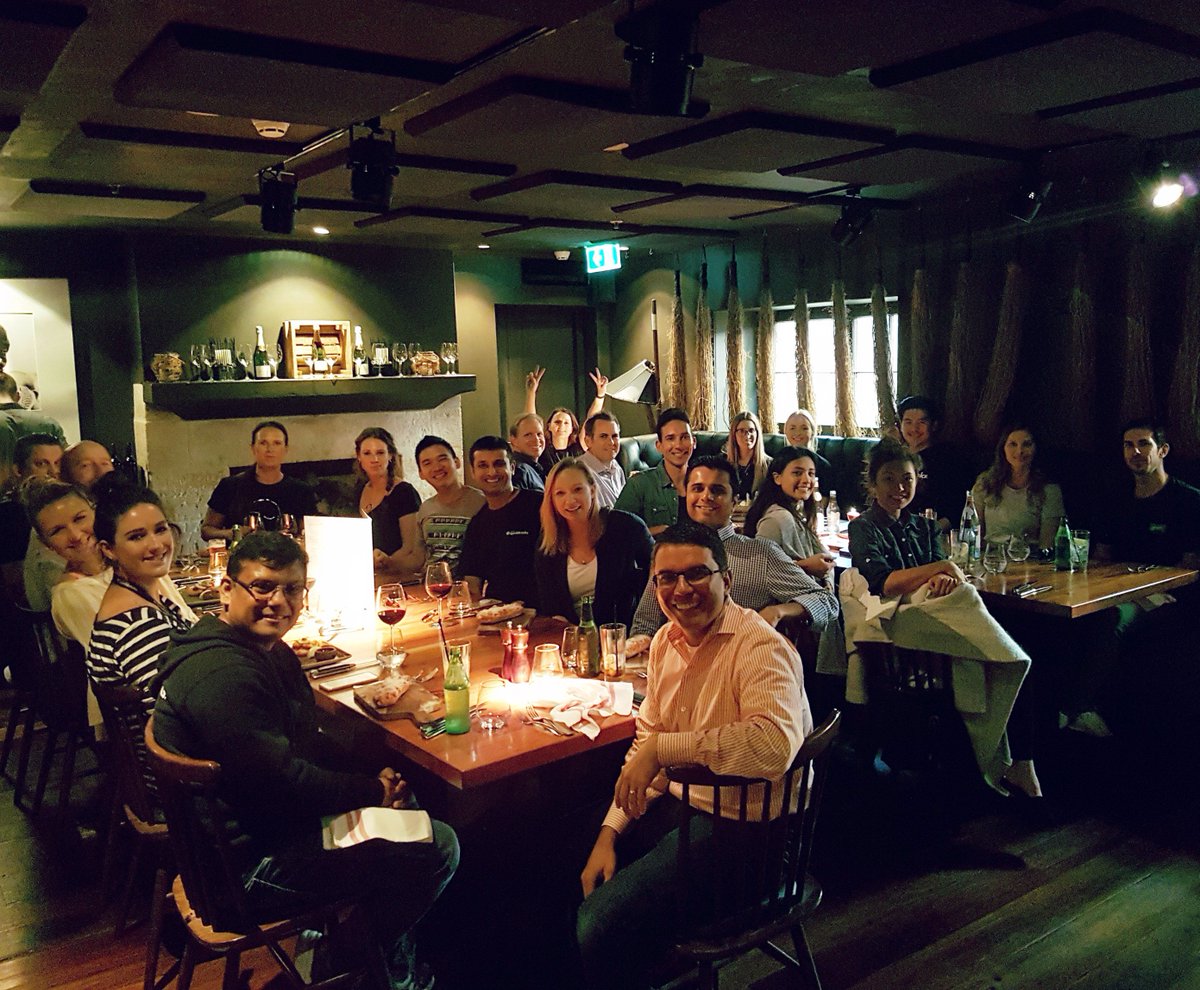 QuickBooksAU's tweet photo. The team that dines together shines together ❤ #Marketing #QuickBooksAu https://t.co/eXA2hsezGG