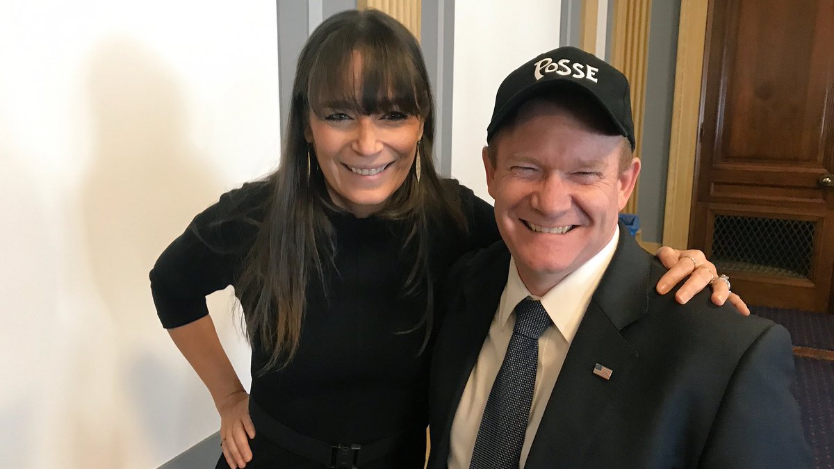 Posse's Deborah Bial today in Washington with Senator @ChrisCoons. 

Thanks for the chance to join this important conversation about #HigherEdInnovation !
