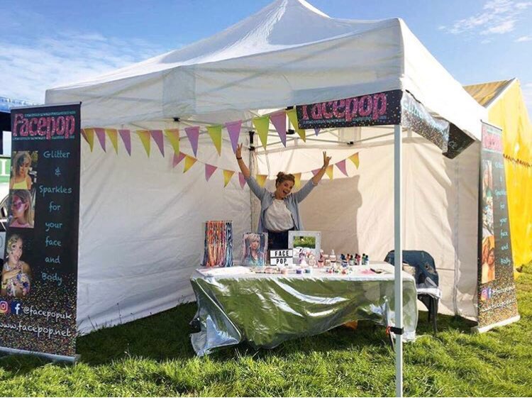facepopuk's tweet photo. Facepop at @IOWGarlicFest last summer! Looking forward to all the exciting events happening this summer✨☀️ #festival #summer #Sparkle #facepopuk https://t.co/oH2XE09FX9