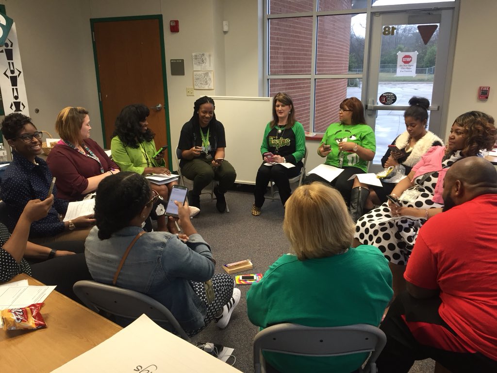 msedbostic's tweet photo. Restorative Circles Behavior PD with @TerraTweetsNews @JanaMartinMath @HeyMrJSmith and @whyndii teaching alternative ways to do behavior management https://t.co/BDLVmgQnAz