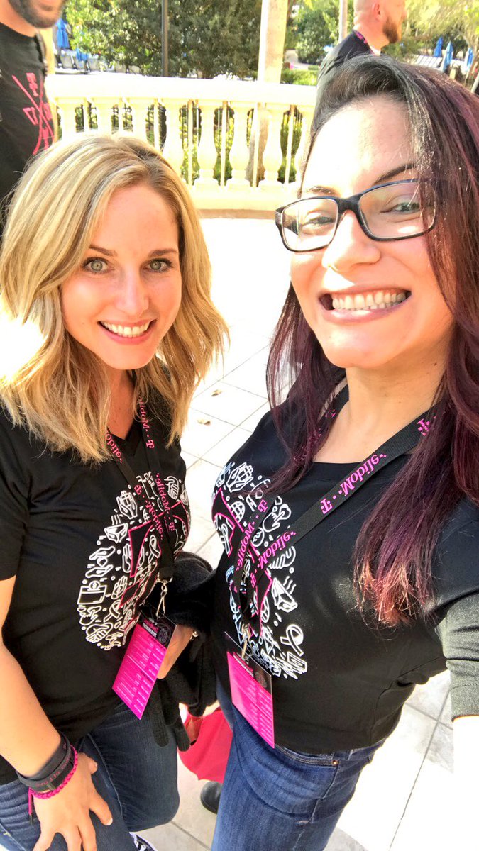 Tina DeTre tweet media