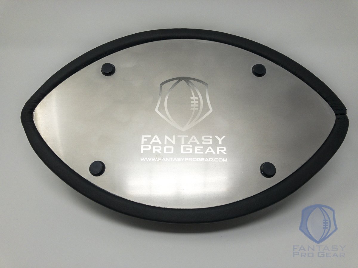 fantasyprogear's tweet photo. Our site is up and the first production run is for sale!  https://t.co/DlFUEaidPA #ffl #FantasyFootball @raiders #theleague #NFLDraft #nfl #NFLCombine2018 https://t.co/BpNql309d9