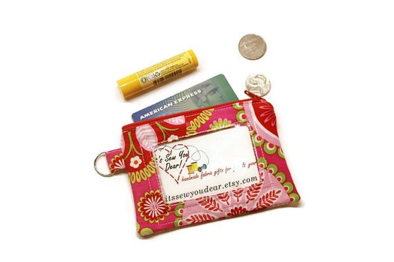 ItsSewYouDear's tweet photo. Gorgeous small zippered women ID wallet keychain. Red and pink boho style floral and paisely ID pouch. by ItsSewYouDear https://t.co/zRb6ZzJ23K #etsyseller #etsymntt #handmade https://t.co/SFbXpLXQ7C