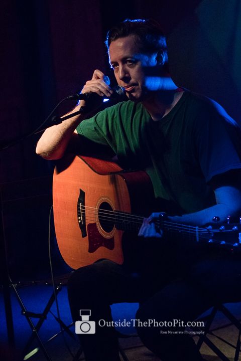 photoronnav's tweet photo. #VoltaireWPB hosted an evening of music featuring some amazing #SingerSongwriters in #SouthFlorida last Thursday night. @sweetbronco, pictured, was one of the artists.
#miamimusicscene #southfloridamusicscene #htbarp @rollingstone @miaminewtimes @miamiherald @purehoneymagzzz https://t.co/ks9Cv6N0Kg