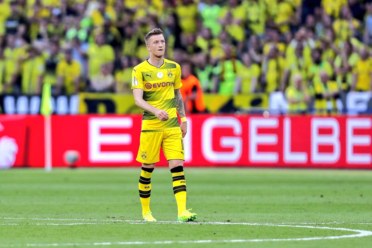 Mundialistas's tweet photo. Marco Reus: "Estaría mintiendo si digo que no he pensado en el Mundial. Realmente quiero jugarlo este año. Sé que si mantengo un buen nivel, se me dará la oportunidad de cumplir mi sueño." https://t.co/KV4DZClFw6