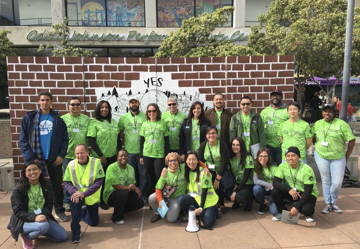 AirDistrict's tweet photo. Air District staff working #YESConference2018! Students discussed how to improve air quality, stop climate change and work toward a better Bay Area. Thank you to the hundreds of students and teachers who made this event a great success! https://t.co/l6nALqhjHW