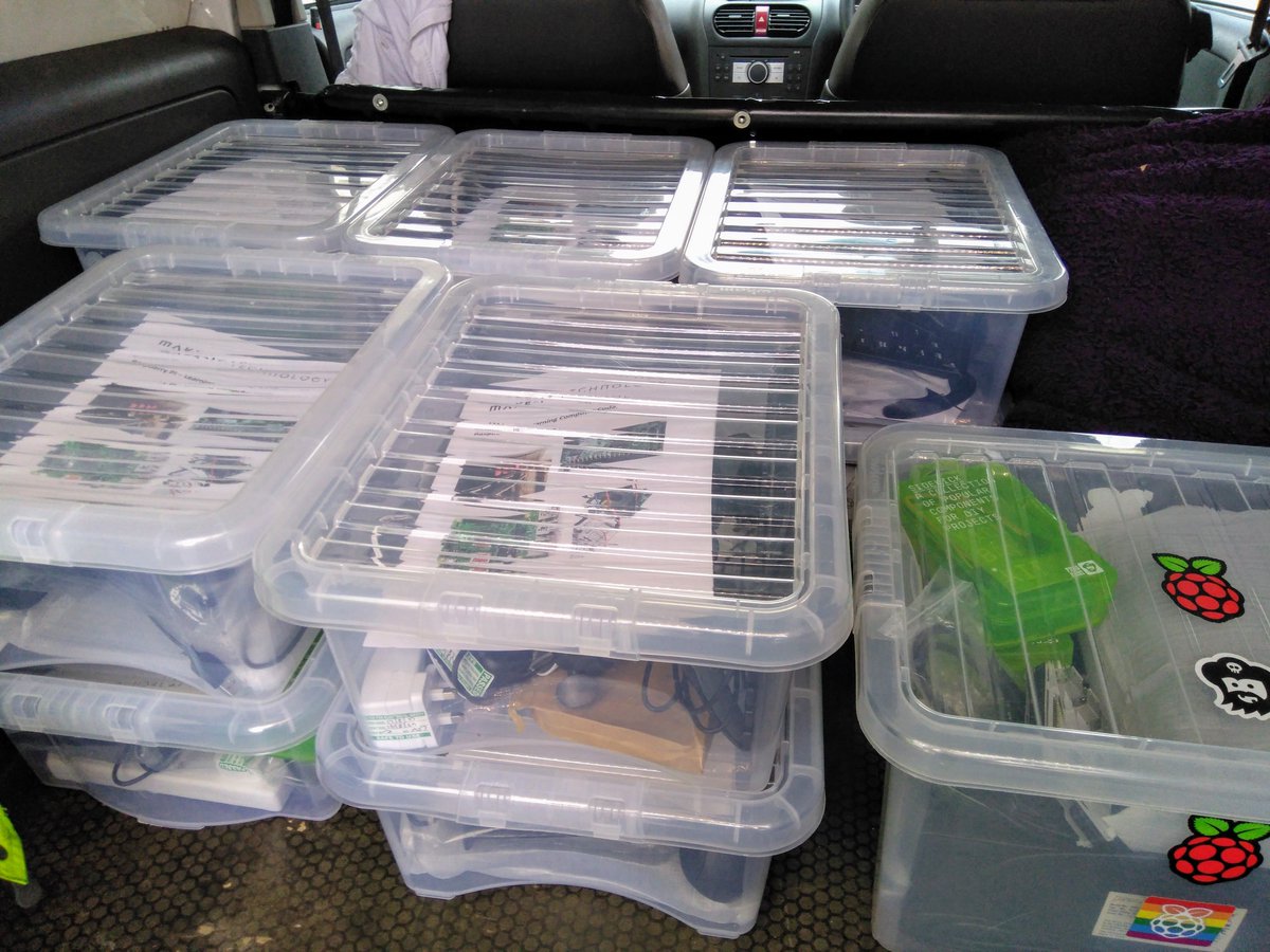 iDataTruck's tweet photo. What is the latest for the iDataTruck story? It has developed in to something quite brilliant here in Ipswich #RaspberryPi. https://t.co/Z9fbcIBgRv @UOS_Research https://t.co/gkZDVrFtg9