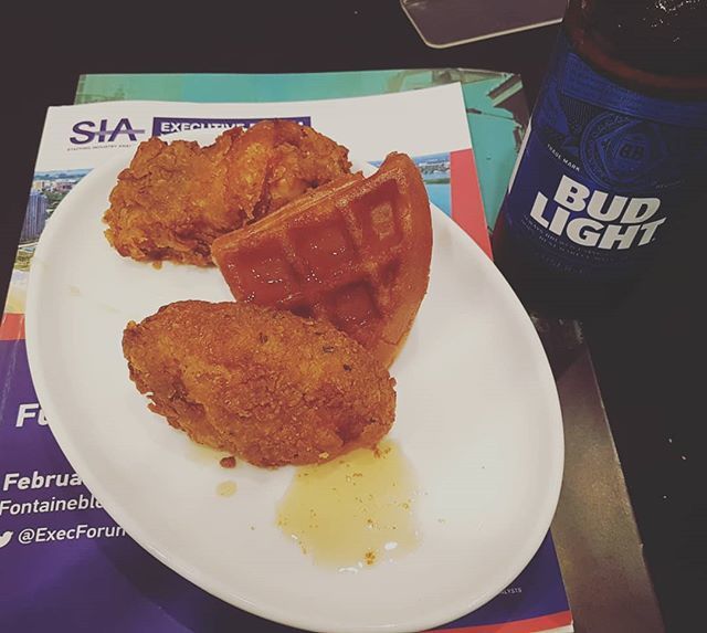 Fried Chicken, Waffles and Bud Light? After 1 week @liamhassell has become an American!

#SIA #ExecForum #siaexecforum #recruiter #Recruitment #recruiterlife #staffing ift.tt/2HTGjF9