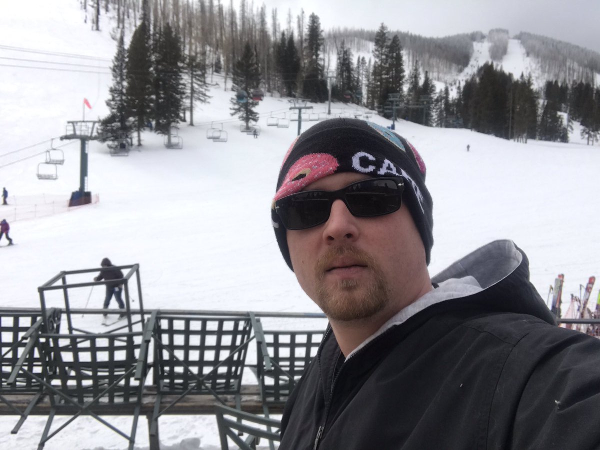 Snowboarding on the mountain!!!
#loveeverybody