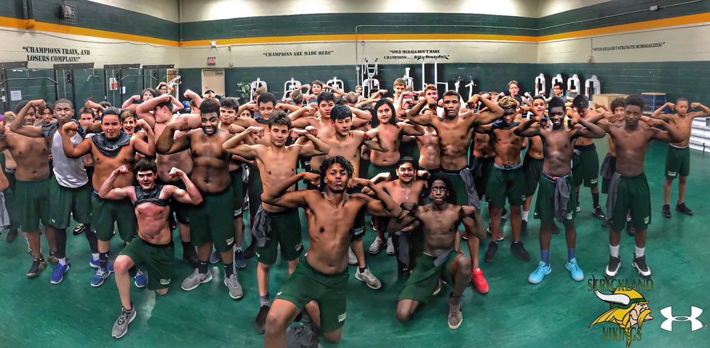 CoachDayLa's tweet photo. Donβt work, you donβt eat.
Donβt grind, you donβt shine.
Hard work, PAYS OFF!π€πΌ
Breeding these future Denton Ryan MEN the right way! #RaiderPower https://t.co/j2zYAXXqVK