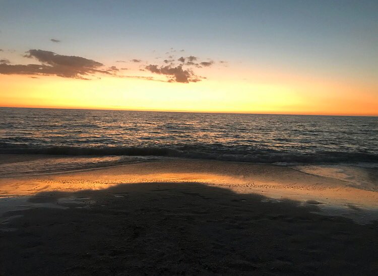 Freedom. Tranquility. Sunset. #beach #lifeisbetteratthebeach #homeiswhereyouparkit #sunset #lovewhereilive #saltlife @RealSaltLife