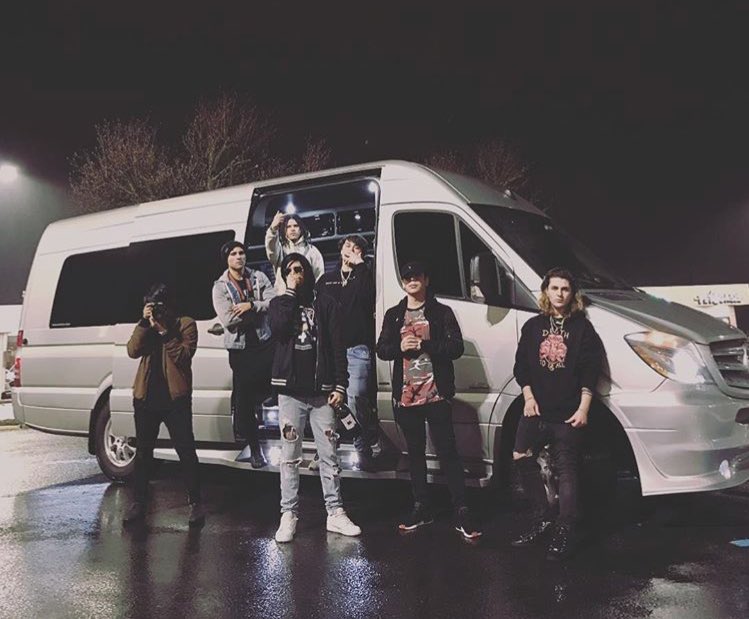 zoumeband's tweet photo. ‘BITXH’ 😈 Comes out in less than 2 hours‼️
Who’s fucking ready? ✨ 
LETS MAKE THIS DROP HUGE!
https://t.co/3LzN2XolU0 🖤 RT https://t.co/nL89KHXSwZ