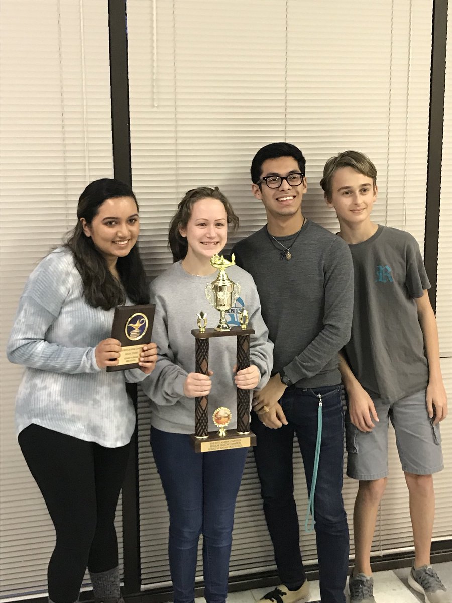 ReaganAcademicT's tweet photo. Regular Season Champions! 🏆 @ismaelvaldezjr @Sanjana_127 @BradRoyal_1 @RRHSAthletics https://t.co/CsqxaRh36b
