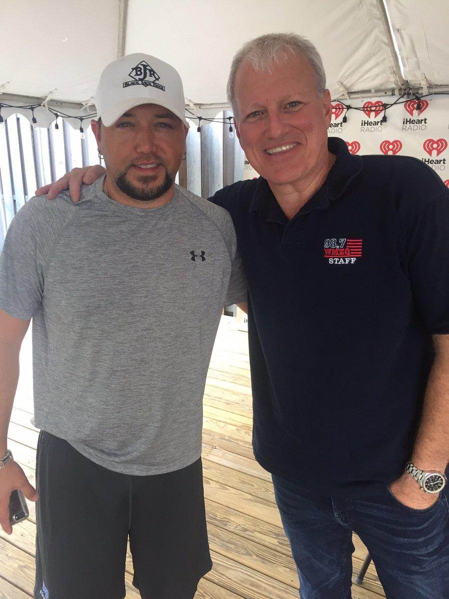 HAPPY BIRTHDAY The birthday boy Jason Aldean joins the Michael J Podcast  