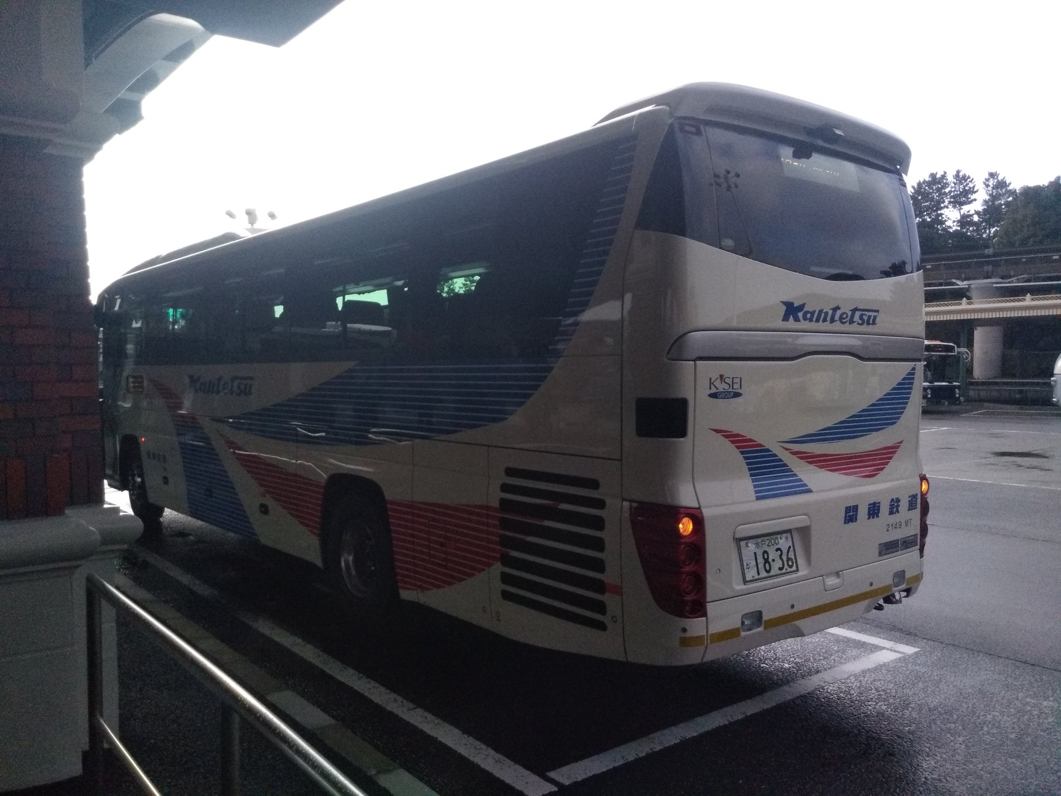 おけら 0703三郷tb 0706三郷icから渋滞 0749小菅jct 0752四つ木入口から渋滞 00葛西jct 01葛西出口 01東京ディズニーシー4降 06東京ディズニーランド スターフを見ると京成トランジットバスに入庫し Tds1030発で水戸に戻り T Co Qnfjyrcjkx