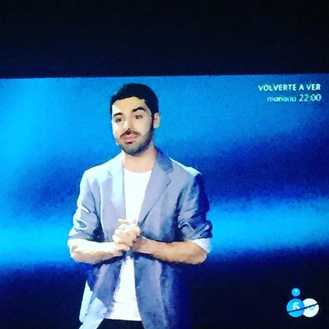 MaxiSilvestre's tweet photo. Un soper en @gottalenttv  #manuelOliver @mago_mor  GRANDE!!!!!!!!!!!! #sop @standoutprogram https://t.co/13uJSdhxNv https://t.co/gAEZ76mafB