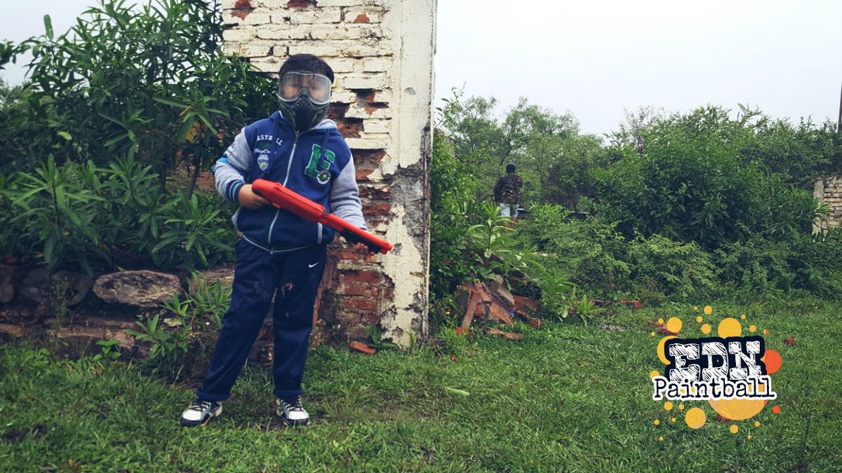 EDNJujuy's tweet photo. Kids también quisieron desparramar pintura por el aire...¡Gracias muchachines!
Estrenamos la nueva #JTSplatMaster de #EDNKids para menores de edad. ¡Hermosa tarde de #paintball en #FuerteApache! https://t.co/8DD9rnU9Ff