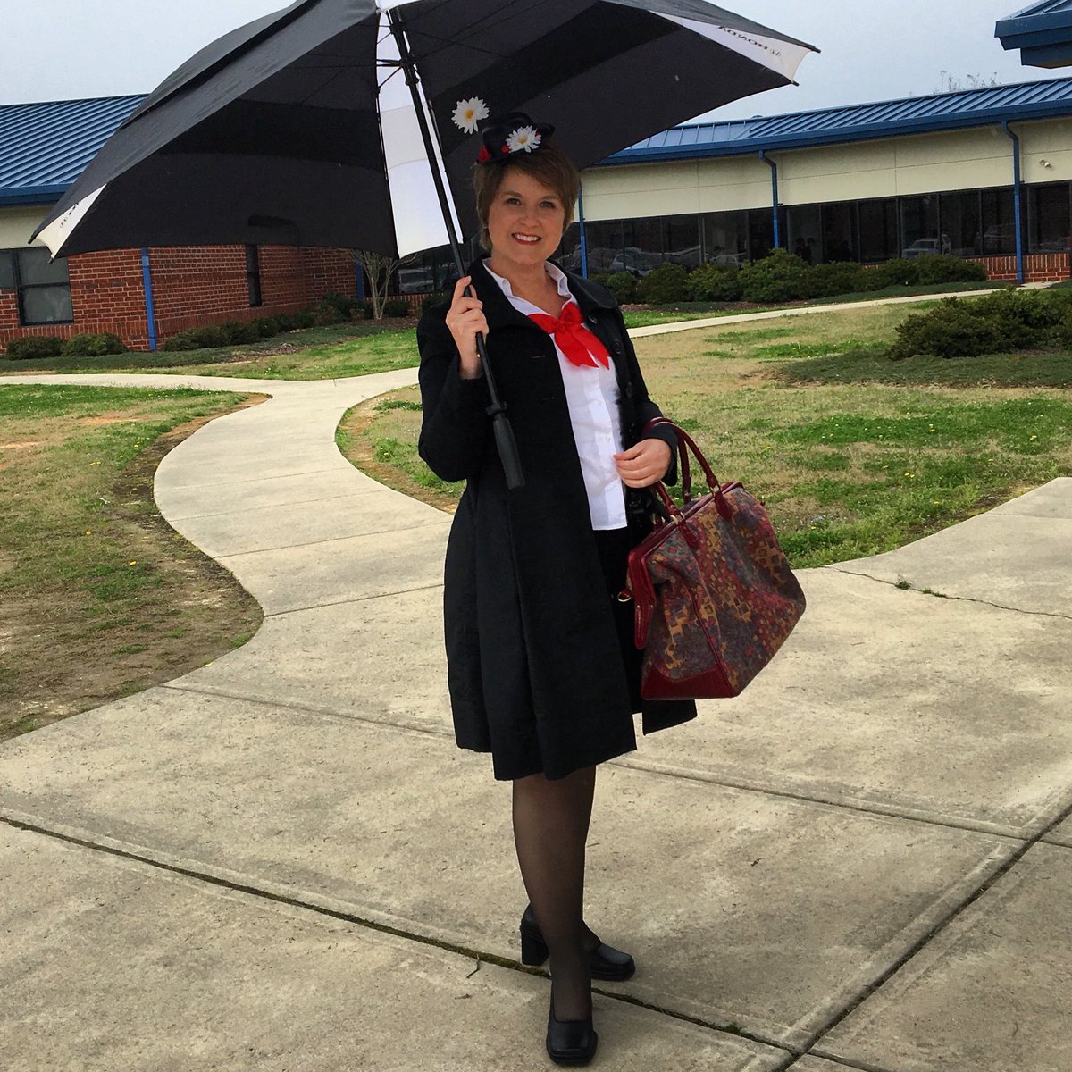Amy Morgan tweet media