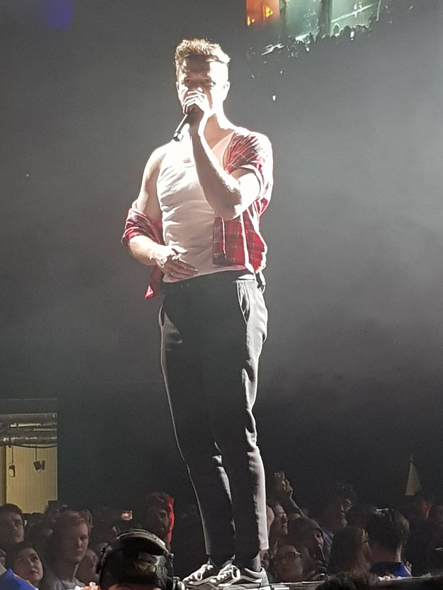 JinxJen123's tweet image. Awesome evening @Imaginedragons 
#evolve #ImagineDragons