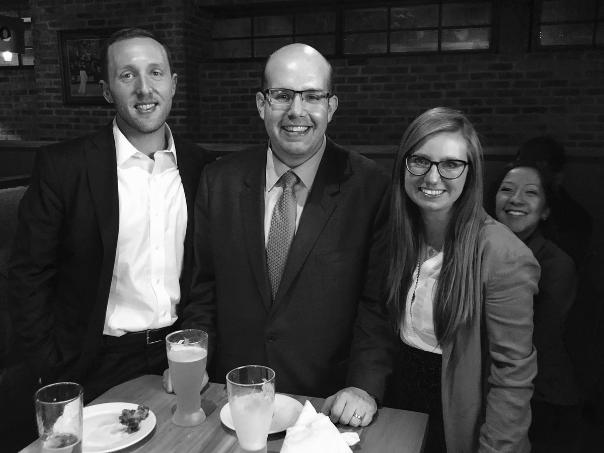 SALucenti's tweet photo. Great turnout at the #YASC @Advocates_Soc Pub Night. Thanks to @HooligansBarrie for the grub and our sponsors @ExJurisADR @bdodunwoody and @Larrek_ https://t.co/IYV6MiOpkS