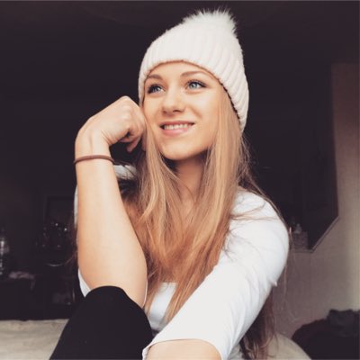 laura_garn's tweet photo. #NewProfilePic https://t.co/gZ4Fgeq6eD