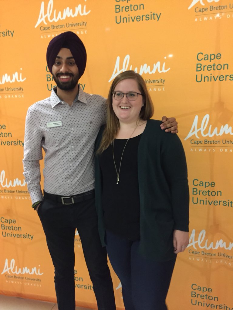 CBUAlumni's tweet photo. @CBUSU Prez @EleanorSidley #classof2017 showing incoming Prez @GunnyBrar97 the ropes at #CBU101 https://t.co/PBu2VxDIT4
