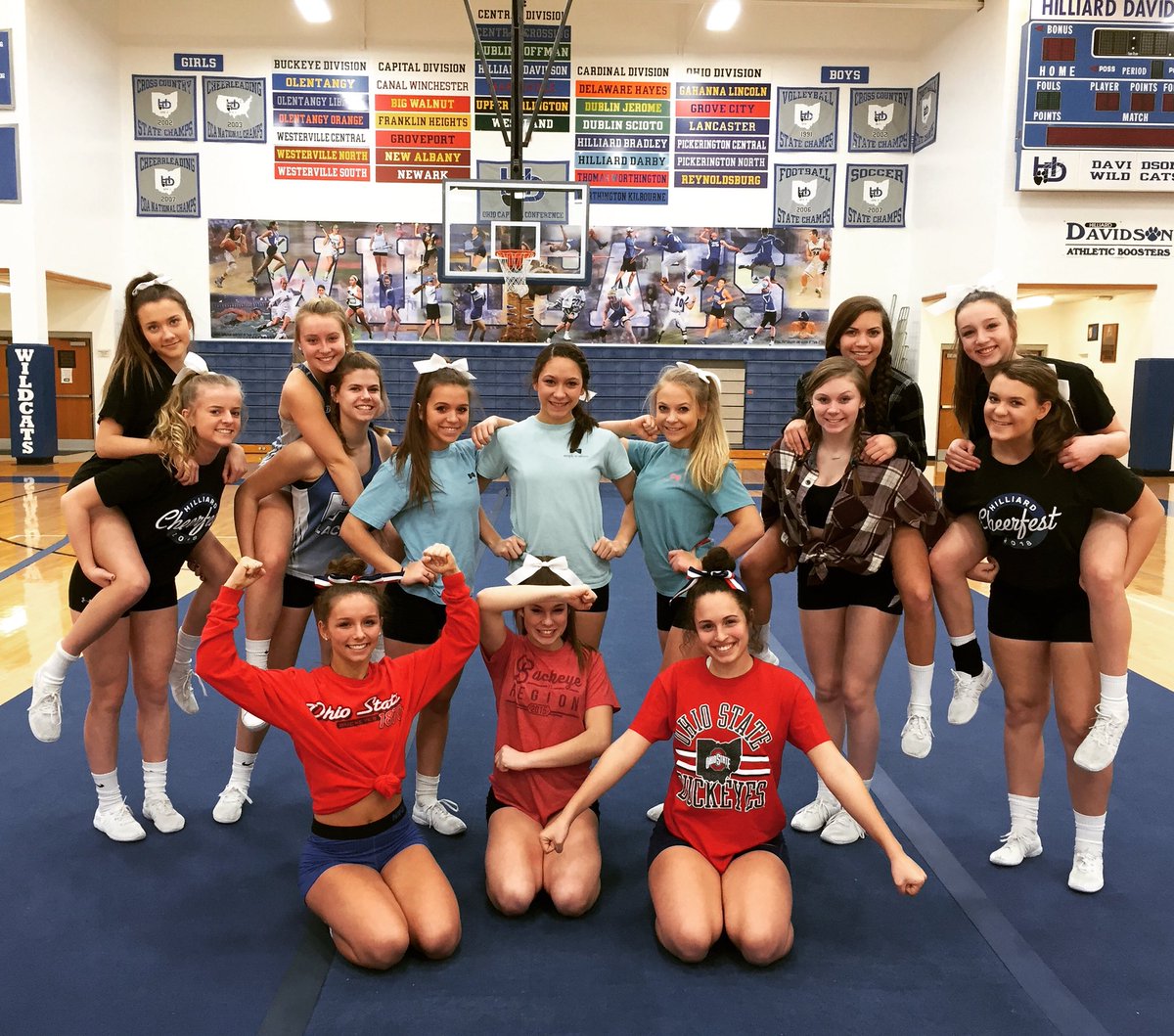 Davidson Cheer tweet media