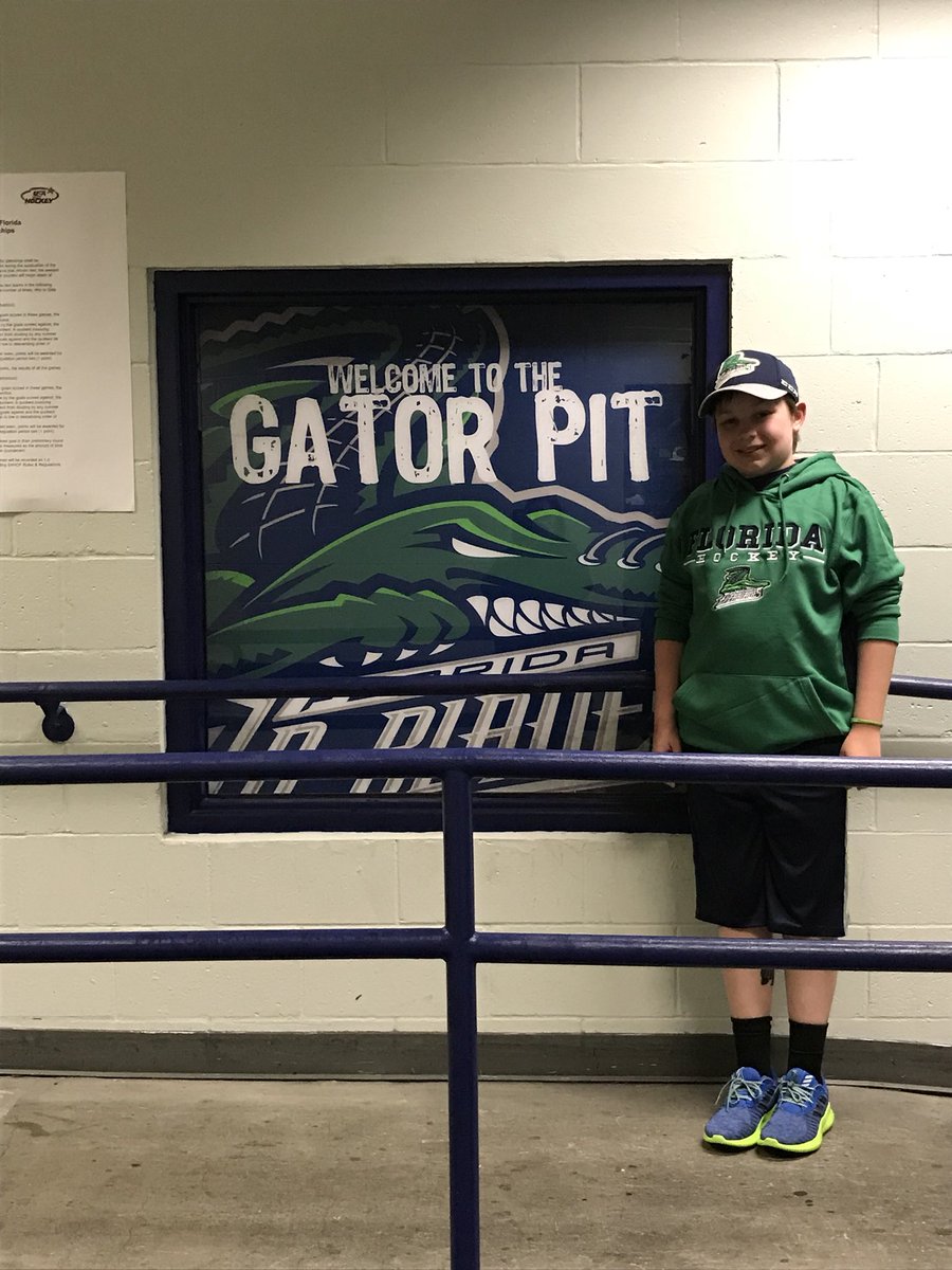 BSDVTCurriculum's tweet photo. @FL_Everblades — Visiting from Vermont, looking forward to a great game! #hockeyfamily https://t.co/XaPoEOoH2O