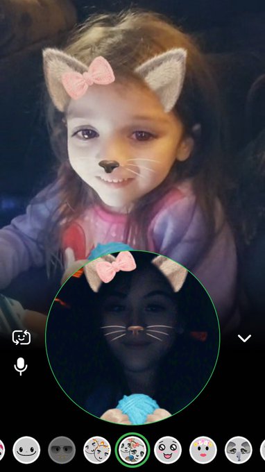 Alexandraaaa 💋 - 4 pic. I love talking to my family that’s in Virginia ❤️ miss them so damn much! https://t.co/SDZvGZ9RfV