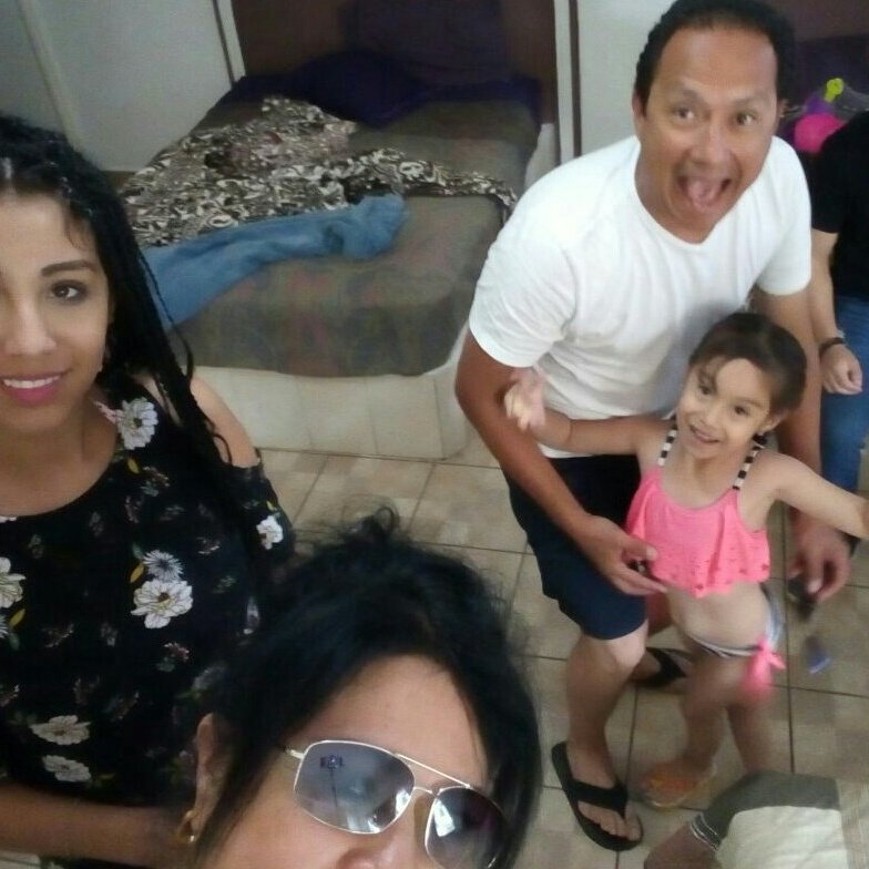 Mimilira73's tweet photo. #NuevaFotoDePerfil https://t.co/iiWhWj7hg9