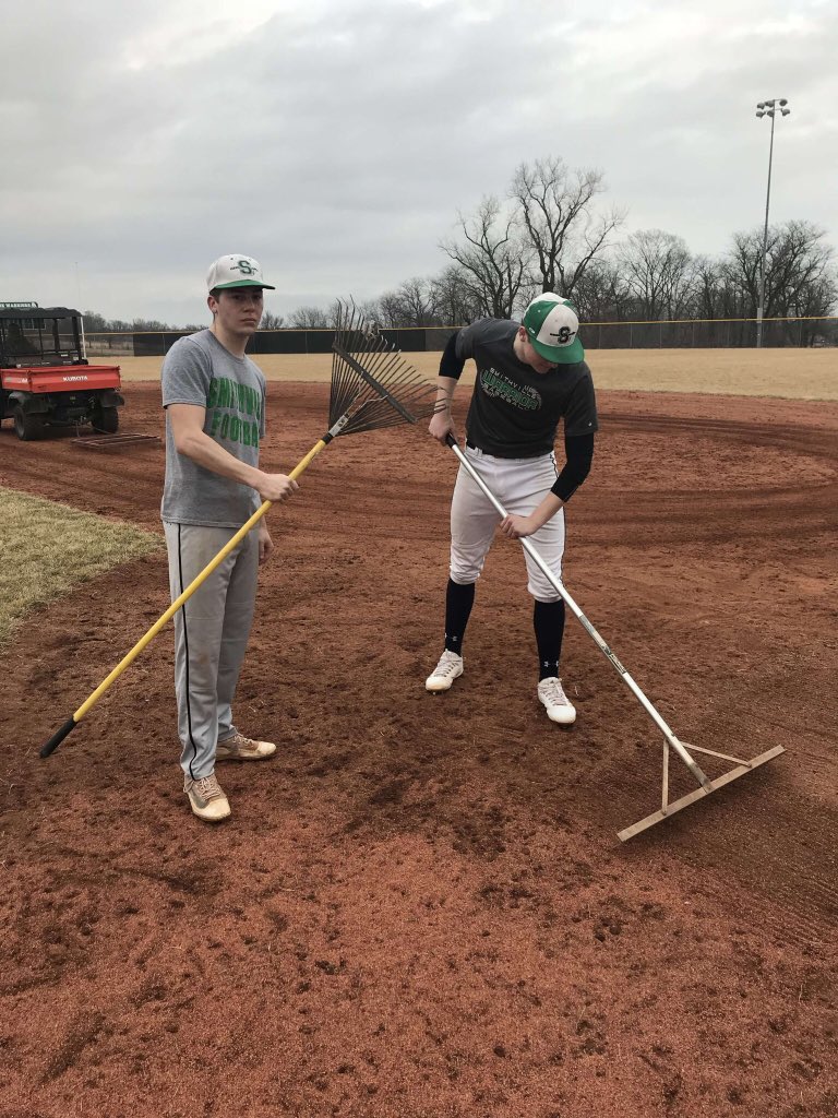 DaBenchies_6's tweet photo. Not only do our pitchers rake in the box, they rake on the ground cause we’re benchies baby!😏🏒#grindseason #dinger https://t.co/YZtY44eAL9