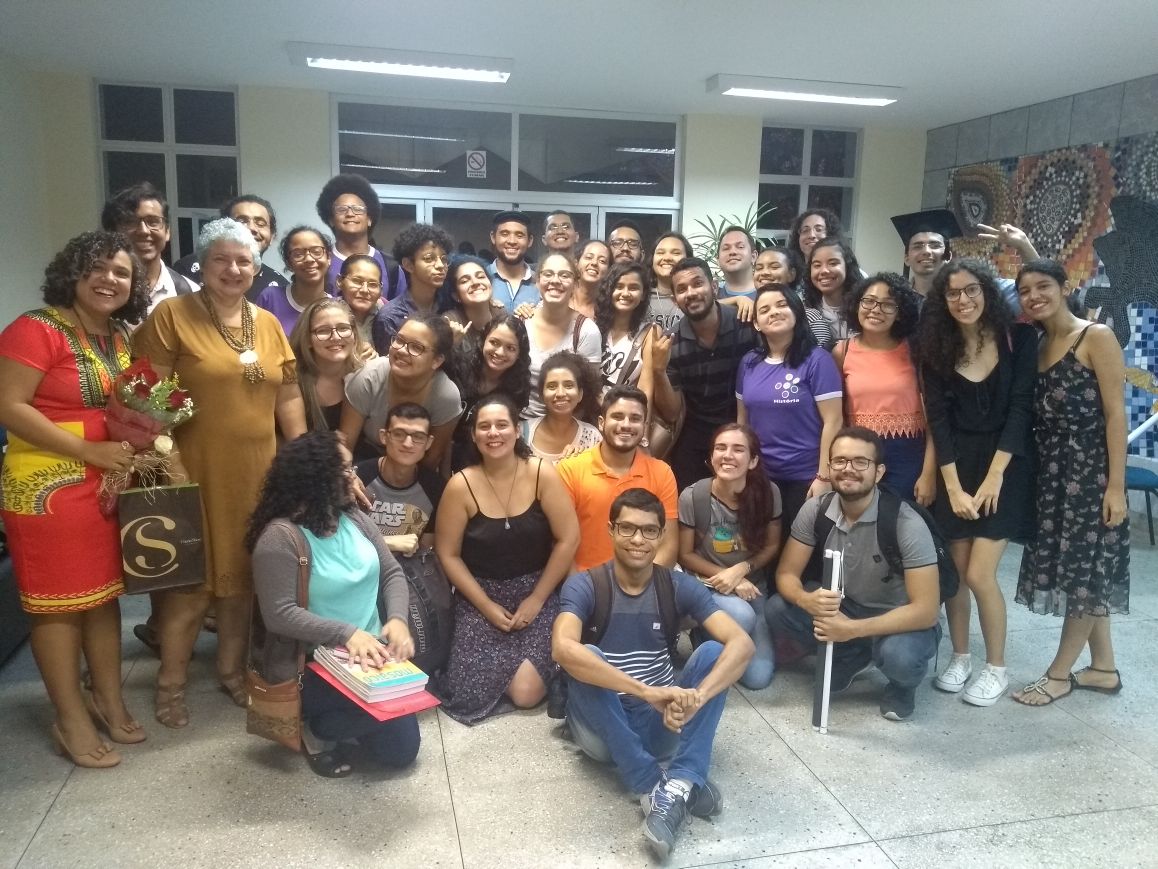 aguaprateada's tweet photo. amorzão dms!
PIBID - História
#ficaPIBID https://t.co/yxchwoX2td