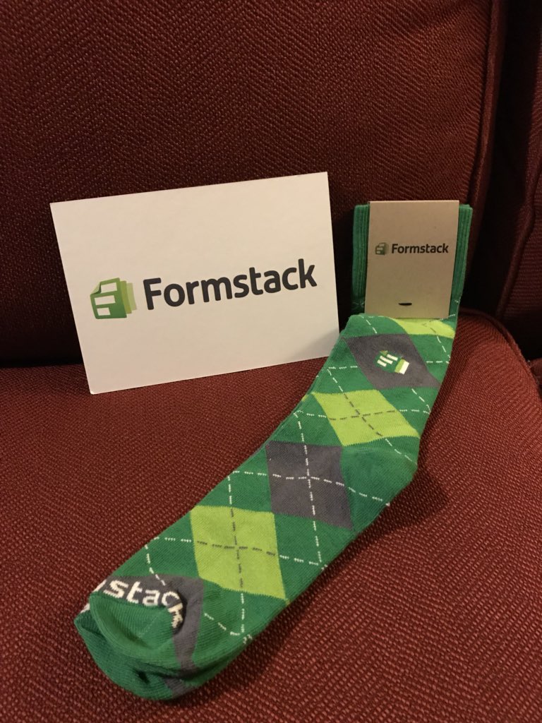StuckonSW's tweet photo. Look out #PinksSocks here come the @Formstack #GreenSocks ...

..let the #HIMSS18 #HIMSSsockwars begin.. 

#BrandHIT #HITmc https://t.co/W1zre4LBWZ