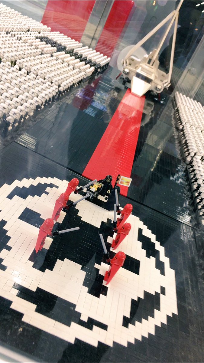 MacroUniverse's tweet image. Hello @legoshow Seoul 👋