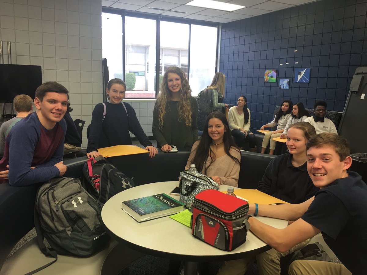 EastRowanHS's tweet photo. East and Erwin students working together in preparation for our elementary visits for Read Across America Day. #buildingpartnerships @Mrs_BSaunders https://t.co/s5hQ5aAEUE