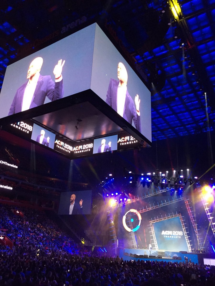 MelFindley1's tweet photo. @QuickenLoans This is how we do an all-company meeting! Love our clients, Love our team members! @KeeganMKey brings the energy at #ACMTranslate https://t.co/WZ8TKFlRj2