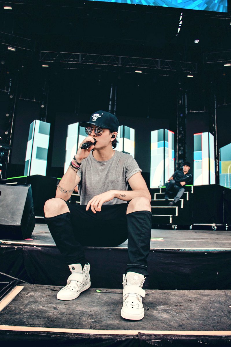 Christopher Velez 🔺 (@christophervele) on Twitter photo 