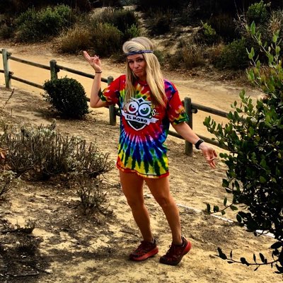 #NewProfilePic Whoos in ? Whoos that girl ?