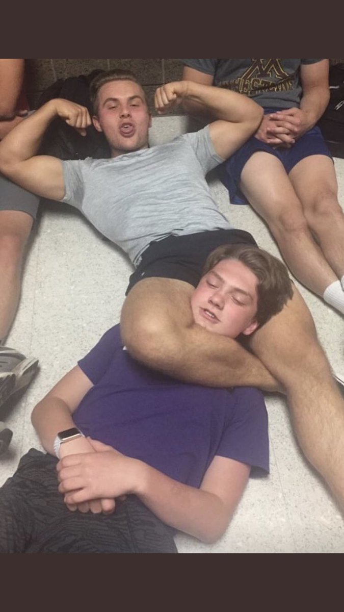 CalebPetersen37's tweet photo. Happy bday to my day 1 πππ #msmead #gloup #wrestlersforever @Dawson_weleski https://t.co/EgQr7mTyb8