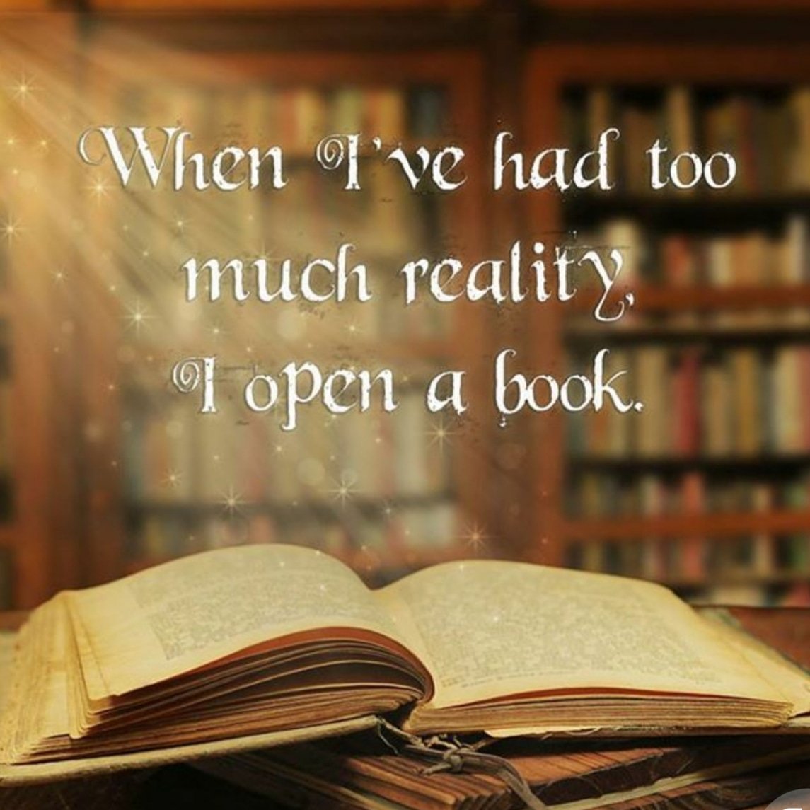 ney_ney0's tweet photo. #myescape #myescapefromreality #bookstagram #book #books #love #lovebooks #lovereadingbooks #lovereading  #writer #writing #amwriting #amreading #happy #magical https://t.co/akDIInyCfy