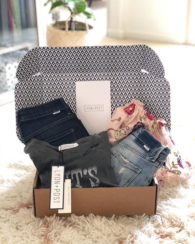 lyonandpost's tweet photo. What did you queue? Send us your L+P shipment for a chance to be featured on our page! #farewellfittingrooms #lyonandpost https://t.co/qT2FnKUN4k