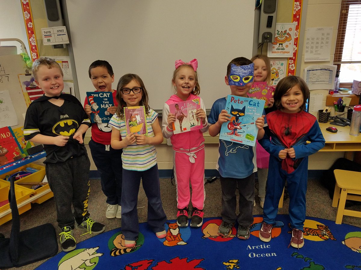 educ8er2's tweet photo. Today was favorite character day. Here are our favorite characters. @StarCenterElem #gostarcenter https://t.co/eLHlUsM3Rc