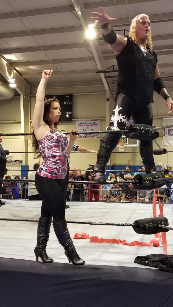 ByMikeMooneyham's tweet photo. Wanna see some great local action? Check out Old School Championship  Wrestling's 12th anniversary show on March 4 at the Hanahan Rec Center. @OSCW29445 https://t.co/EhHXV30mdx