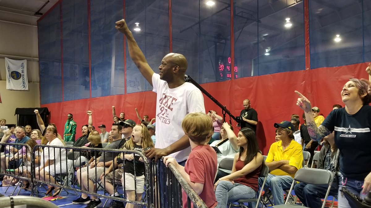 ByMikeMooneyham's tweet photo. Wanna see some great local action? Check out Old School Championship  Wrestling's 12th anniversary show on March 4 at the Hanahan Rec Center. @OSCW29445 https://t.co/EhHXV30mdx