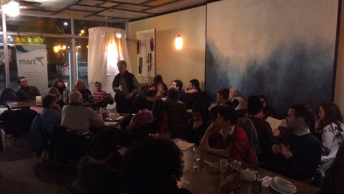 MARL_mb_'s tweet photo. Great turnout for the Ethics of Media Cafe. First question: should struggling newspapers receive government support? #MARLethics https://t.co/3QwUmPXl4d