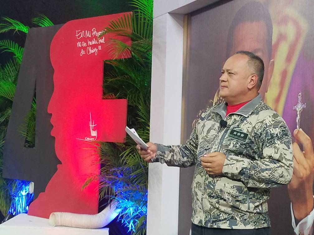 ConElMazoDando's tweet photo. Cabello: Venezuela no está pidiendo ayuda, estamos pidiendo es que cese la injerencia - https://t.co/ON9UzO0fKT https://t.co/iMBnDXElei