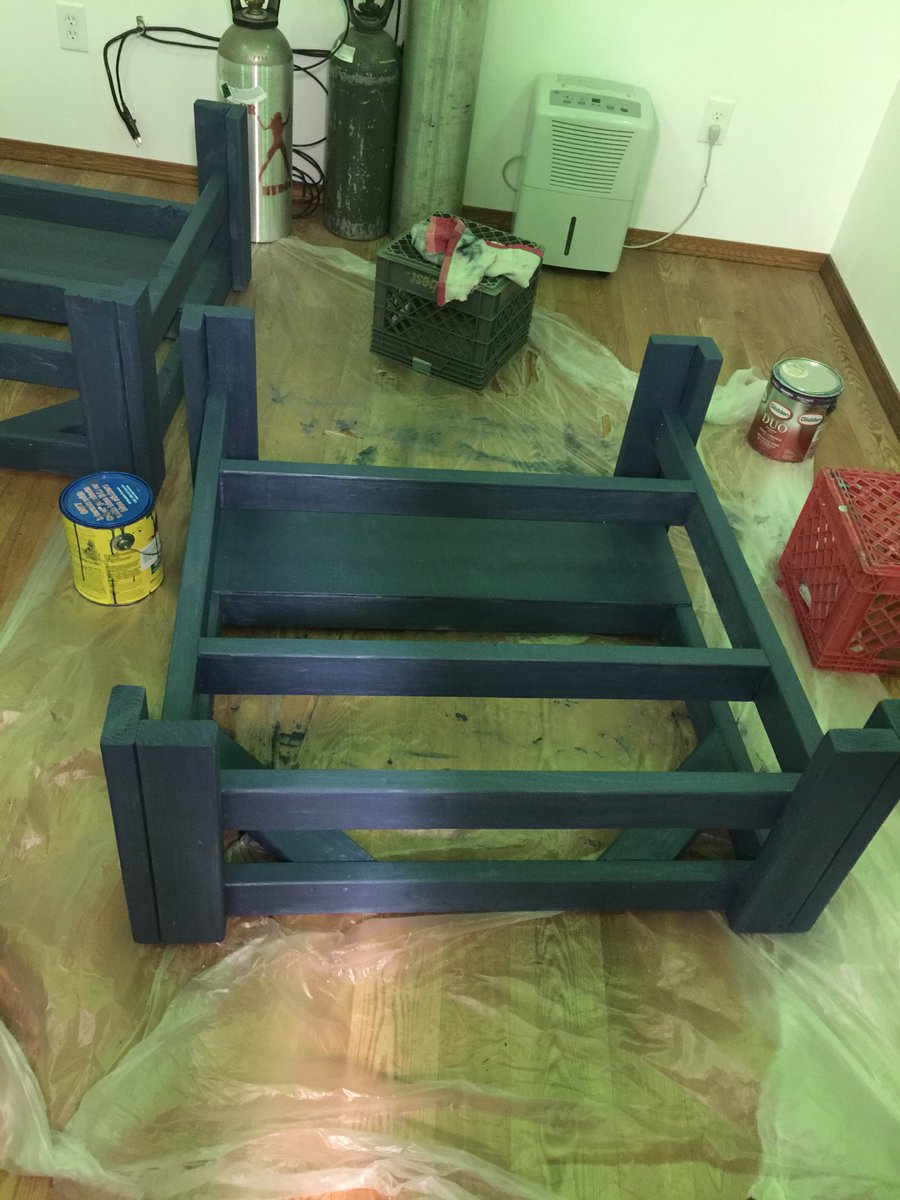 LaboratoriesC's tweet image. Two stained, and other too sanded can’t wait to get this finished!! Getting the lab pc mounted up! #diygrowroom #cannabis