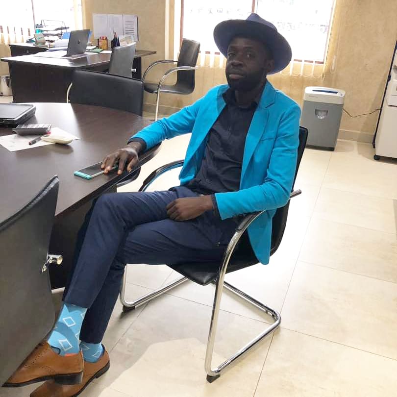 mulengakatebe's tweet photo. #SwagPapi #officewear https://t.co/BiFH5IJVUE
