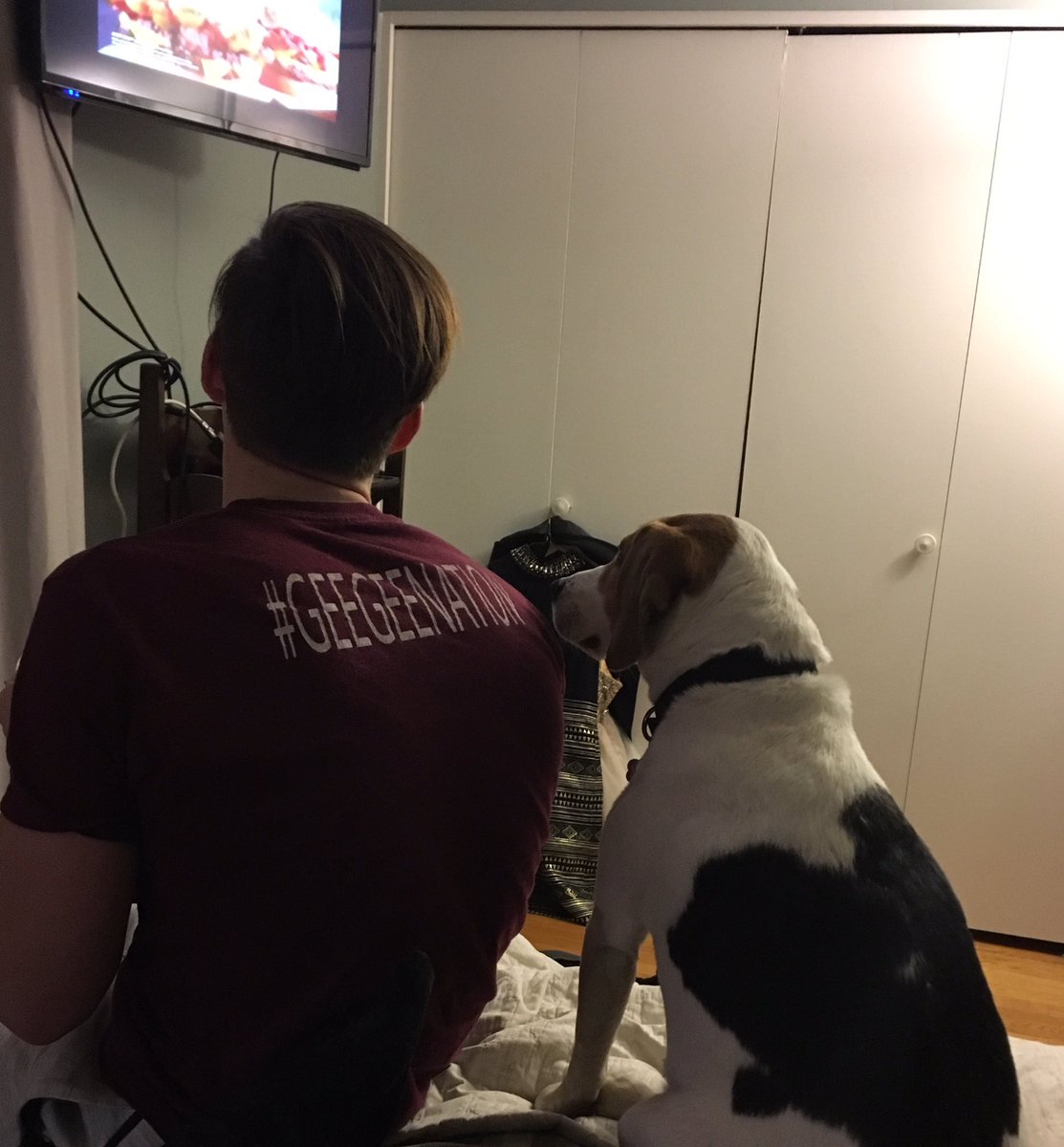 LiamStrutt's tweet image. Watching the raps game with the homie #WeTheNorth