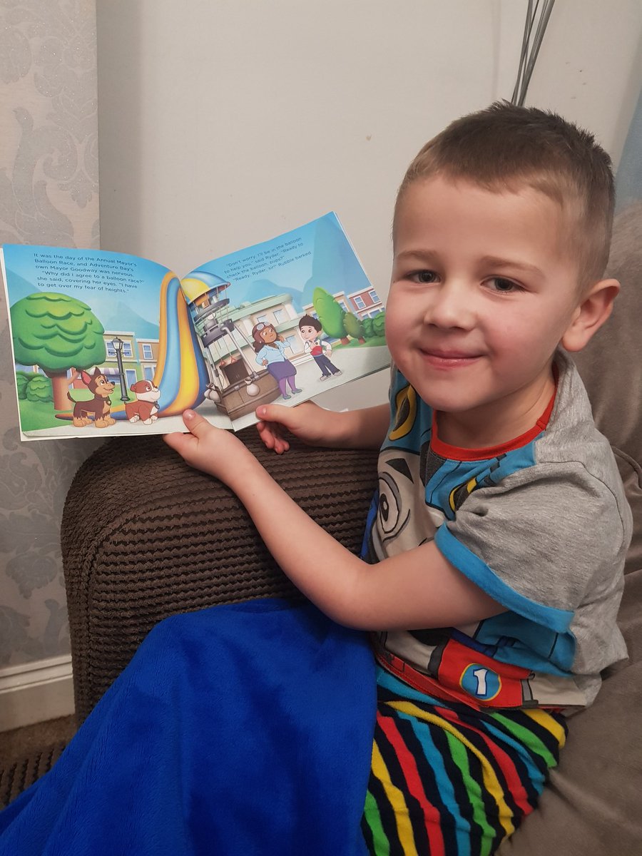 @ParksideGGI it's #WorldBookDay ! Here's Dylan enjoying his favourite book... #PupPupAndAway ! #InternetChallenge